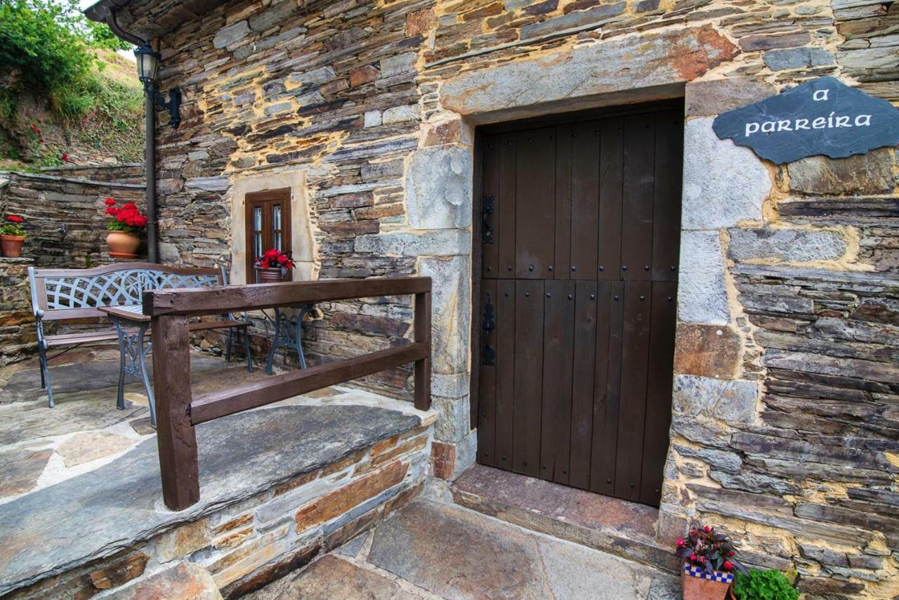 Apartamentos Rurales Casa Riveras Санта-Эулалия-де-Оскос Экстерьер фото